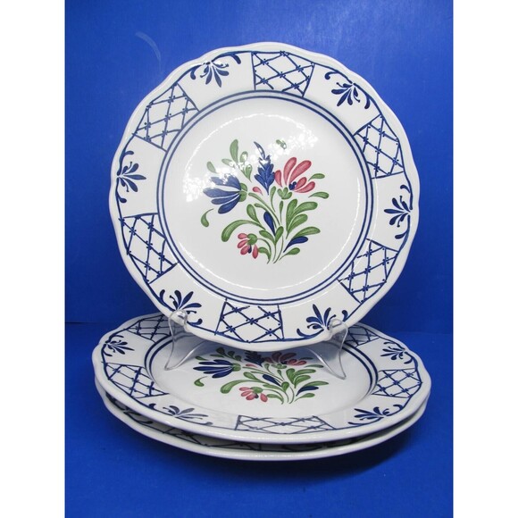 Johnson Brothers Provincial Scalloped Edge 9 3/4" Dinner Plates Set of 3 - Picture 1 of 7